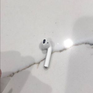 Apple AirPods
